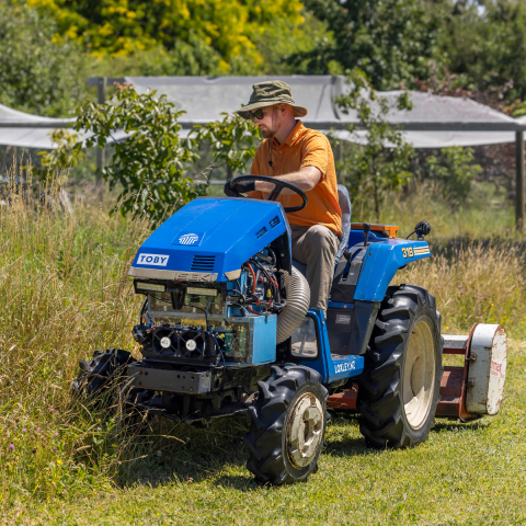 1200x1200 Electric Tractor